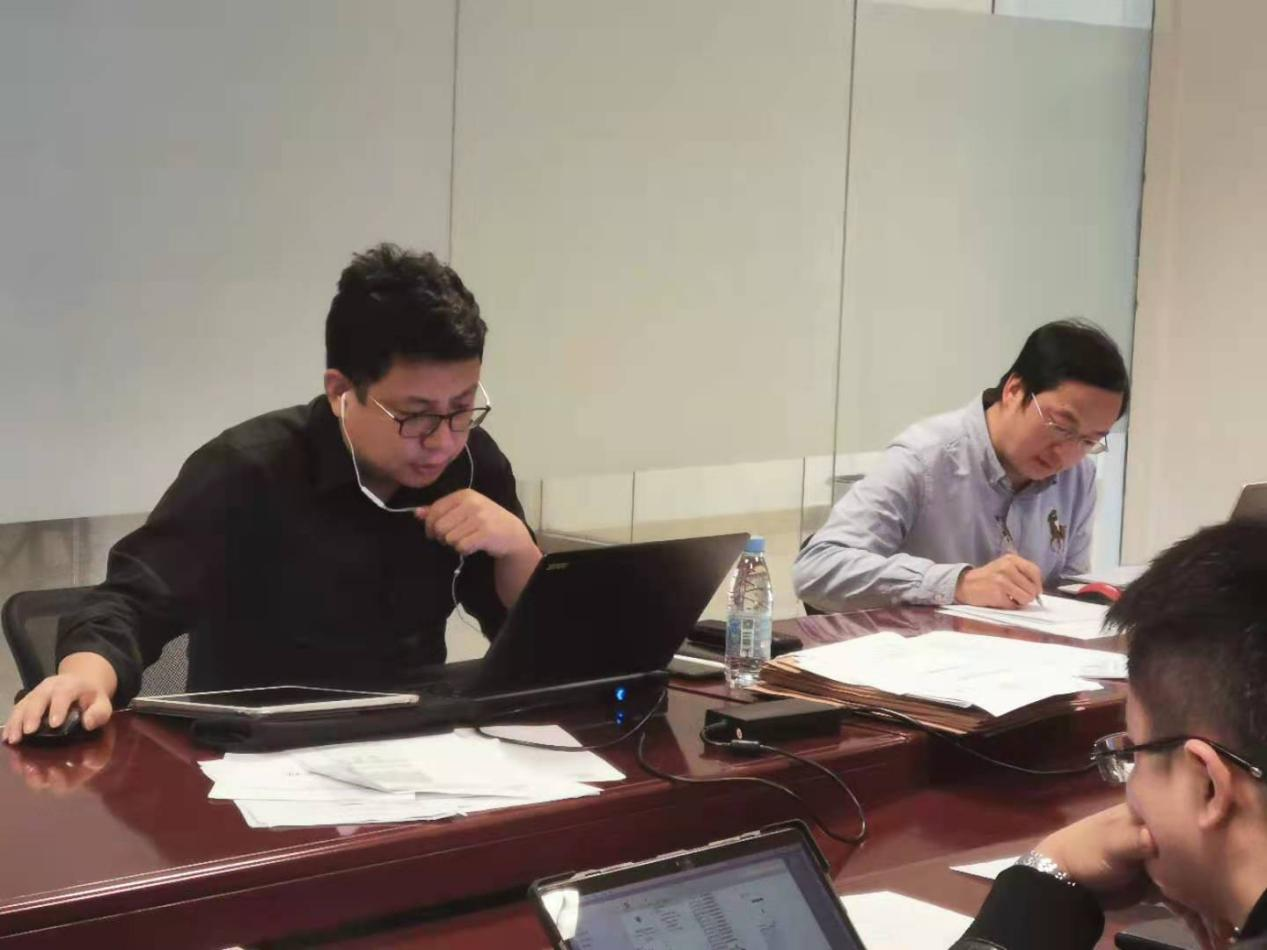 1621327152430776.png 審核老師和翻譯在審核中.png